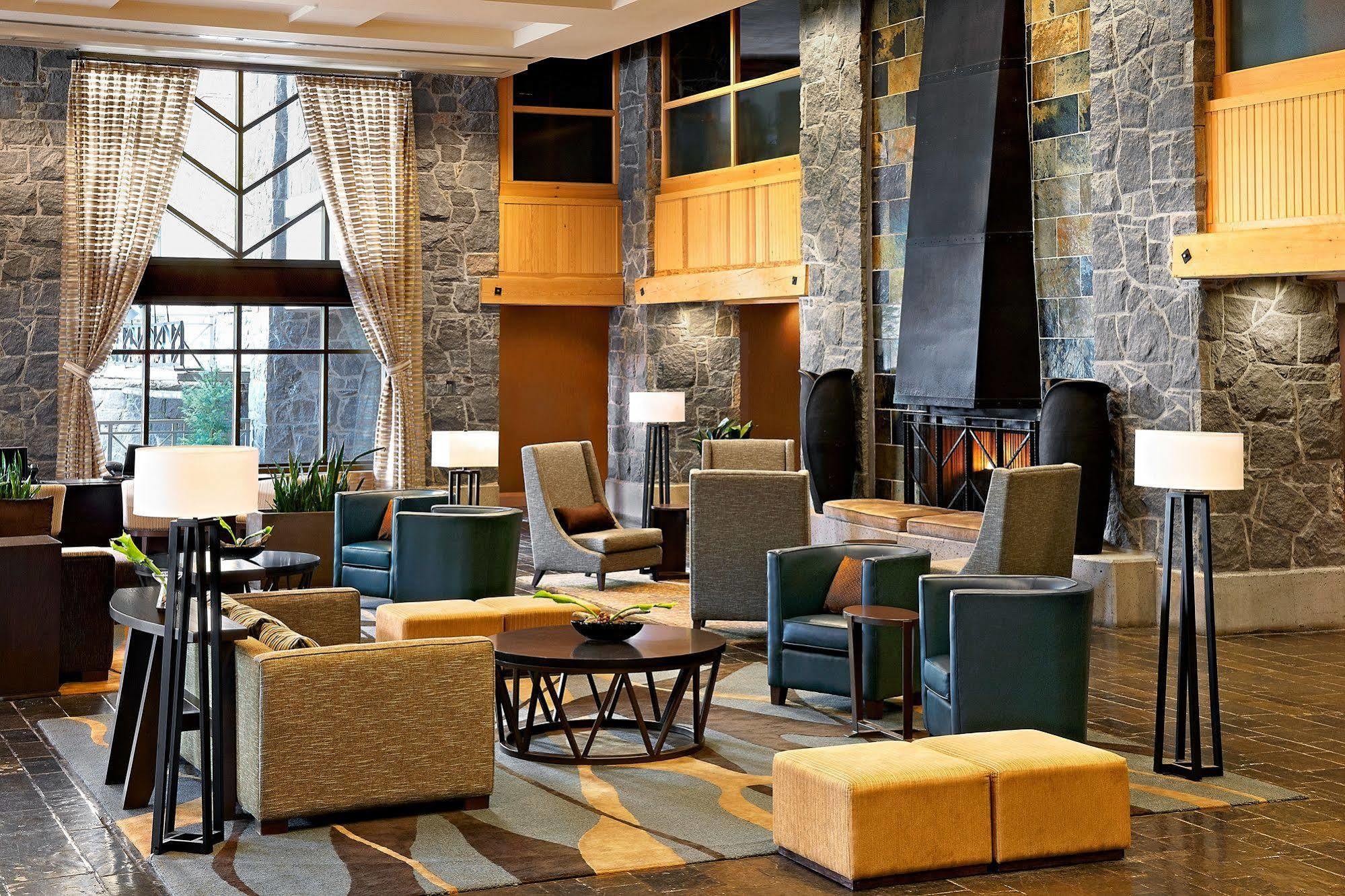 The Westin By Latour Aparthotel Уислър Екстериор снимка
